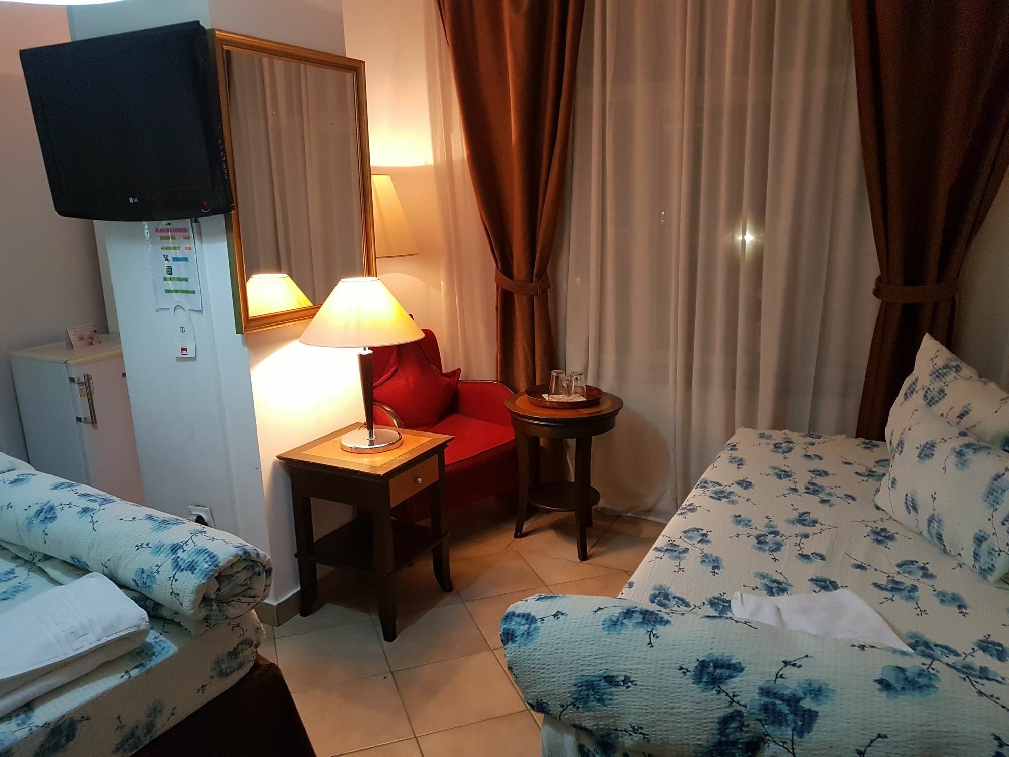 Hostel Litovoi Βουκουρέστι Εξωτερικό φωτογραφία